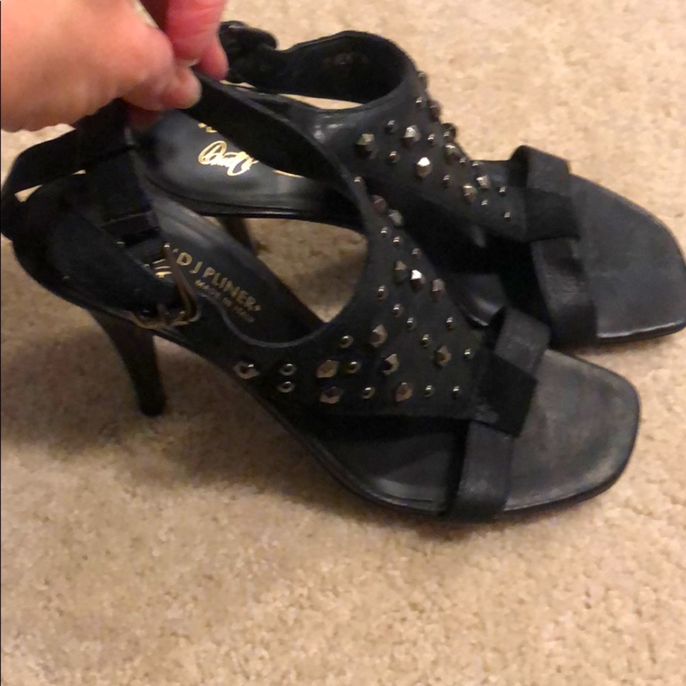 Donald Pliner heels